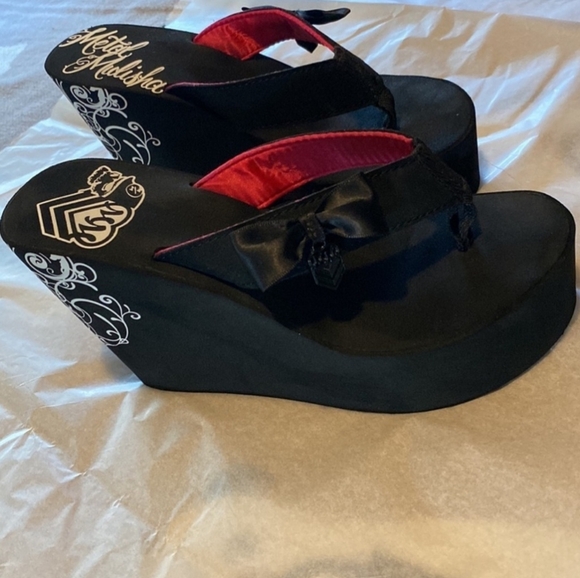 Black and Pink Metal Mulisha Platform Sandals - Picture 1 of 6